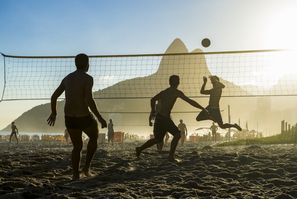 beach volleyball